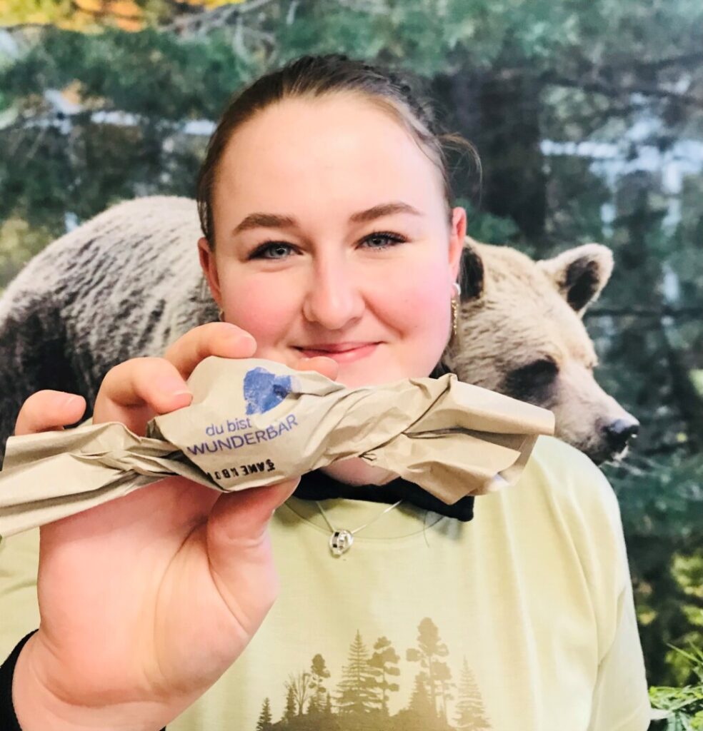 Bärenwald spendiert Samenbomben zum Frauentag » Wir sind Müritzer Bärenwald spendiert Samenbomben zum Frauentag » Wir sind Müritzer