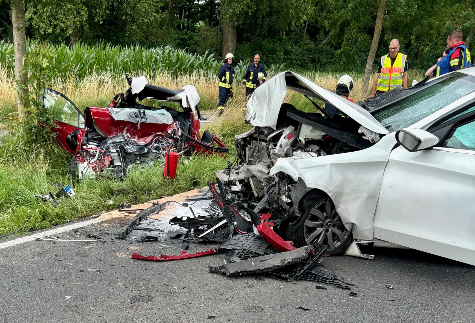 Eil! Schamlose Betrüger Nutzen Tödlichen Unfall Auf Der B 192 Aus – So Entlarvst Du Sie! - vbkhvbv