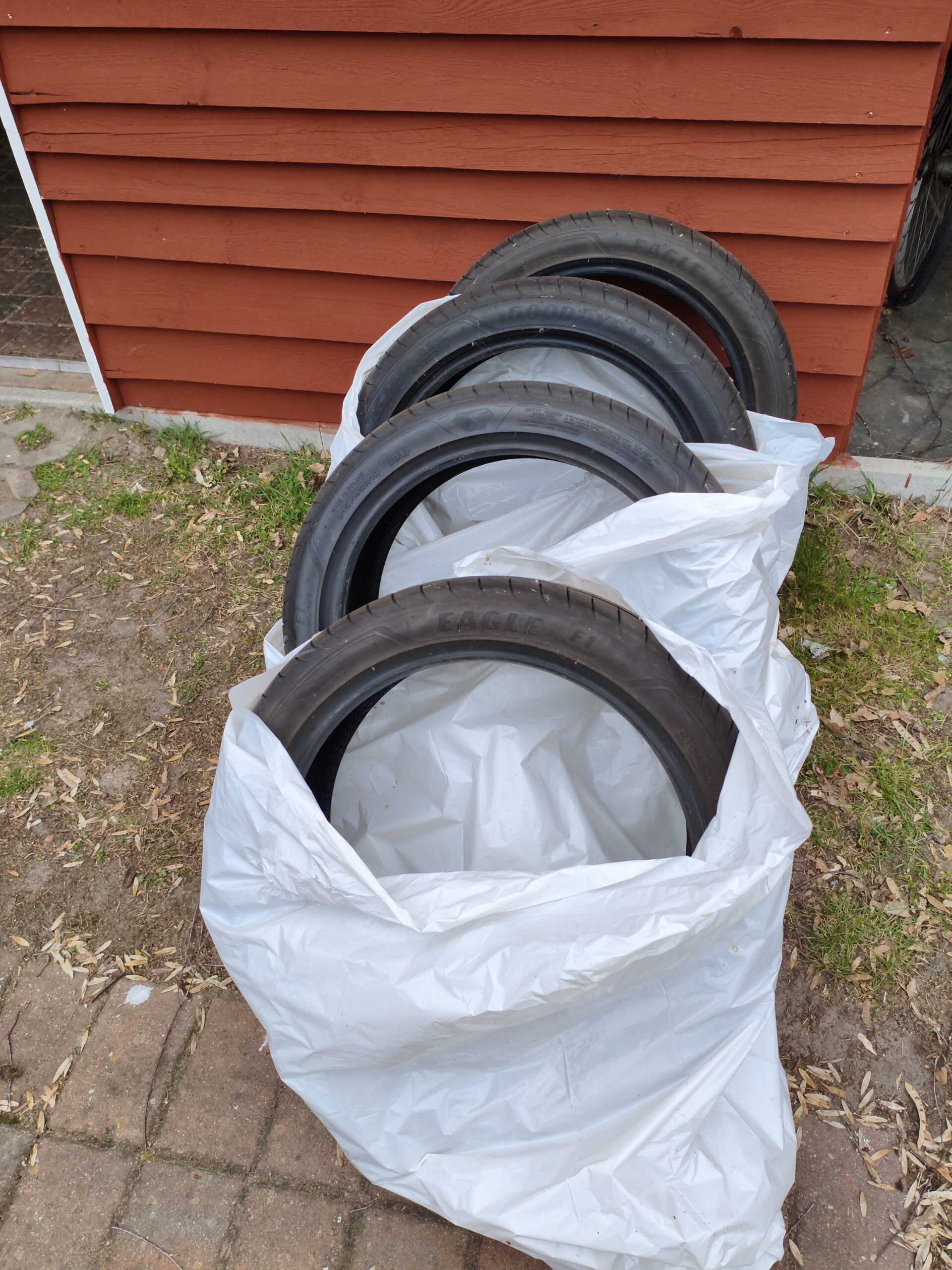 17758159183923954845781676951553